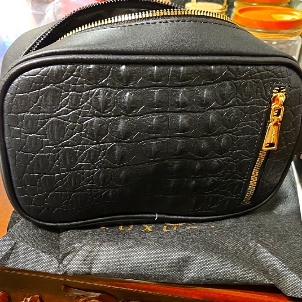 Black Crocodile-Embossed Men's Bag